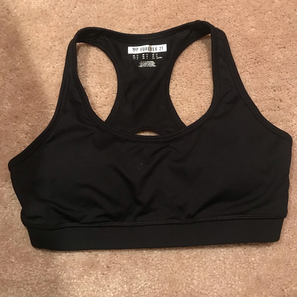 sports bra